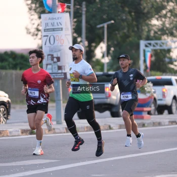 Runner Photo 3493890
