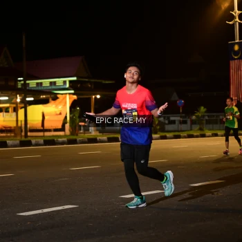 Runner Photo 3493909