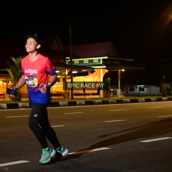 Runner Photo 3493913