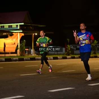 Runner Photo 3493916