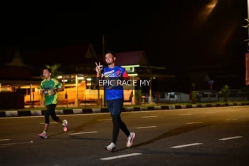 Runner Photo 3493923