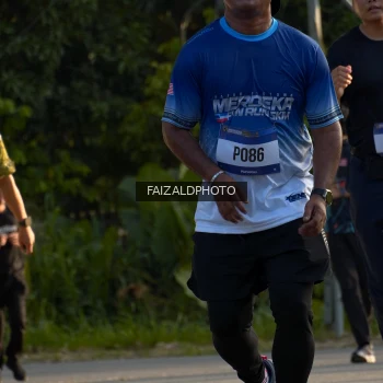 Runner Photo 3493997