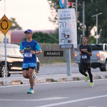 Runner Photo 3494035