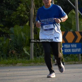 Runner Photo 3494057