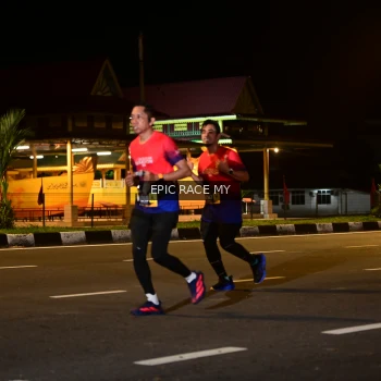 Runner Photo 3494134