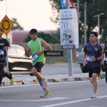Runner Photo 3494138