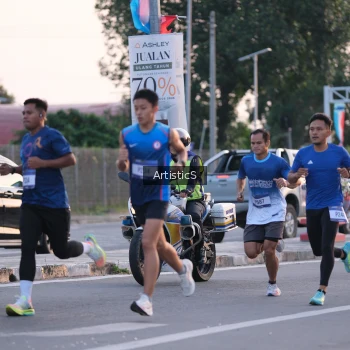 Runner Photo 3494140