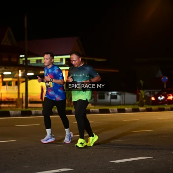 Runner Photo 3494210