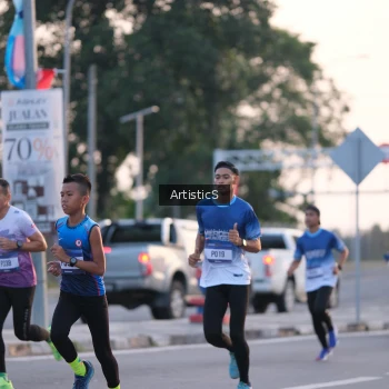 Runner Photo 3494272
