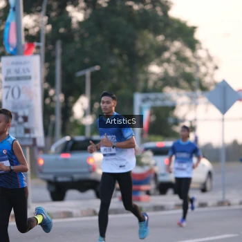 Runner Photo 3494306
