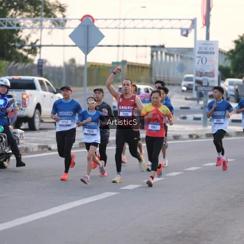 Runner Photo 3494307