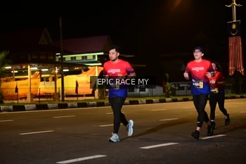 Runner Photo 3494336