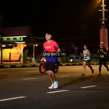Runner Photo 3494370