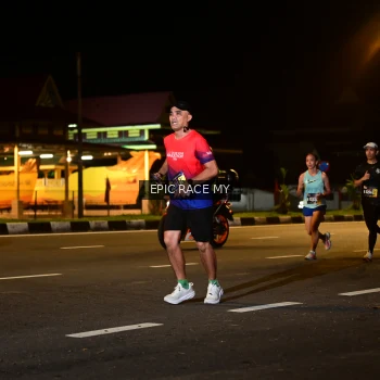 Runner Photo 3494372
