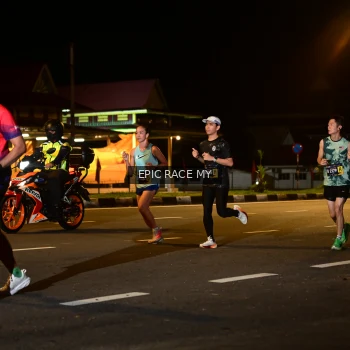 Runner Photo 3494376
