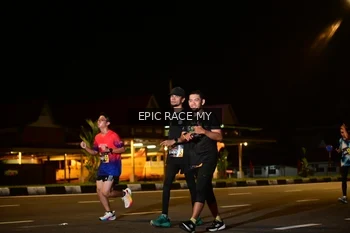 Runner Photo 3494424