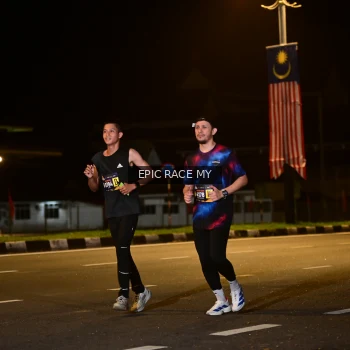 Runner Photo 3494570