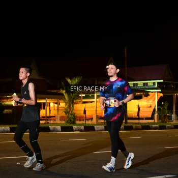 Runner Photo 3494579