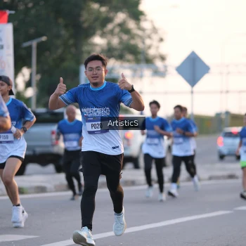Runner Photo 3494658
