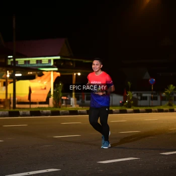 Runner Photo 3494680
