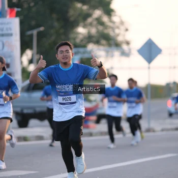 Runner Photo 3494757