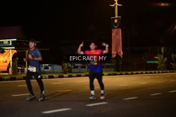 Runner Photo 3494773