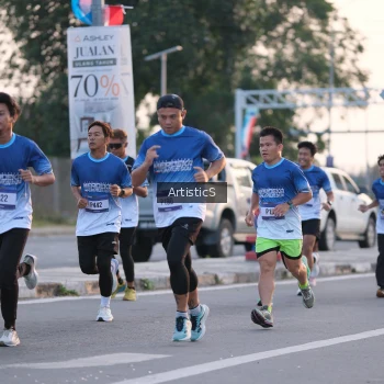 Runner Photo 3494775