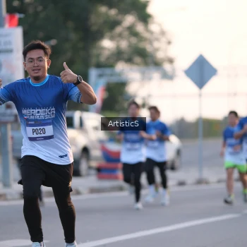 Runner Photo 3494840