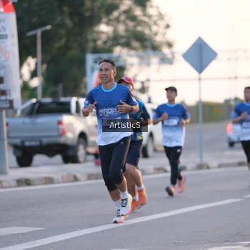 Runner Photo 3494924