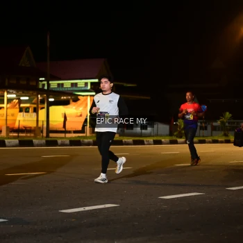 Runner Photo 3495054