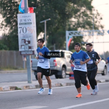 Runner Photo 3495131
