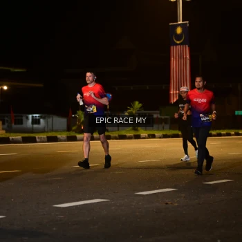 Runner Photo 3495143