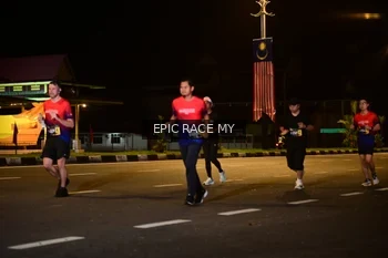 Runner Photo 3495157