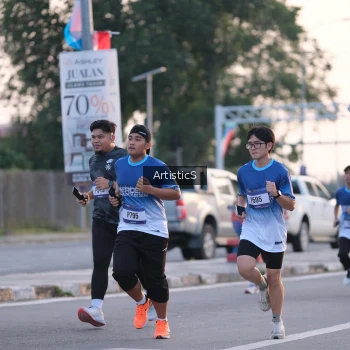 Runner Photo 3495161