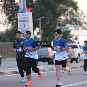 Runner Photo 3495187