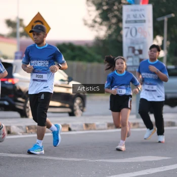 Runner Photo 3495265