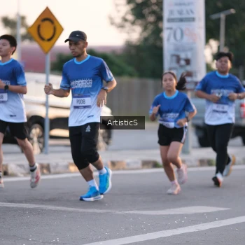 Runner Photo 3495273