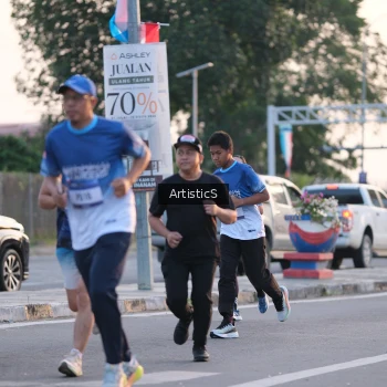 Runner Photo 3495315