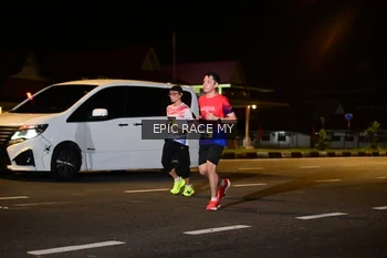 Runner Photo 3495383