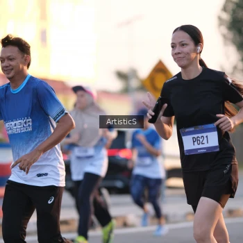 Runner Photo 3495400