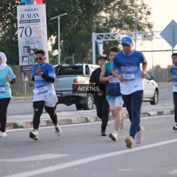 Runner Photo 3495618