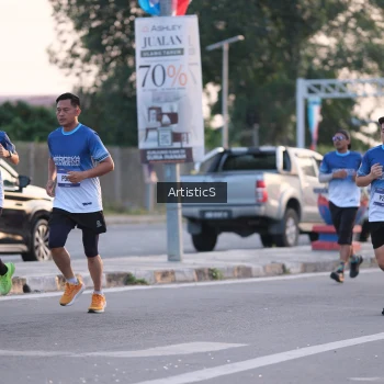 Runner Photo 3495660