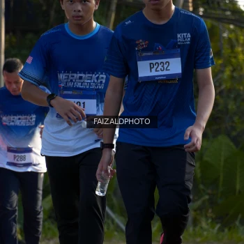 Runner Photo 3495679