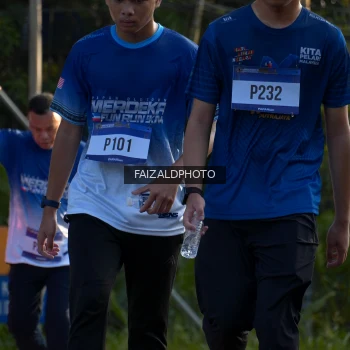 Runner Photo 3495696