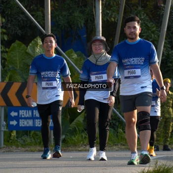 Runner Photo 3495717