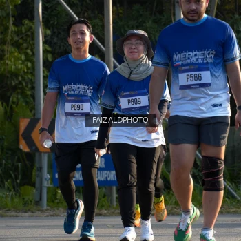 Runner Photo 3495733