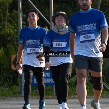 Runner Photo 3495743
