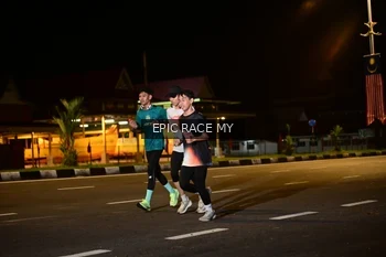 Runner Photo 3495756