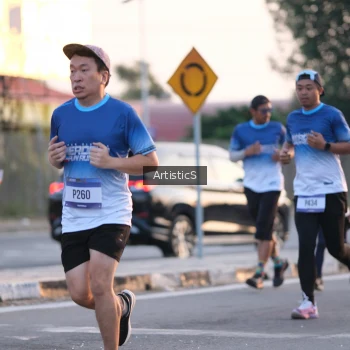 Runner Photo 3495771