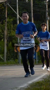 Runner Photo 3495778